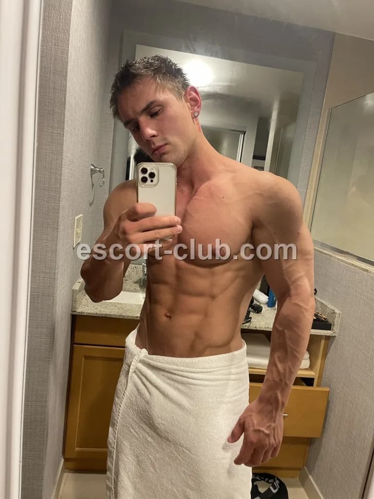 Adrian — escort in London