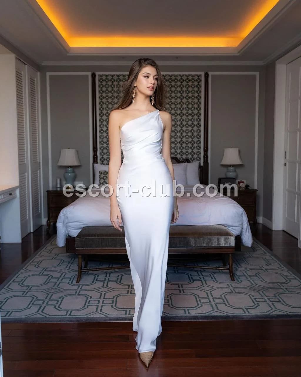 Adriana — Nottingham escort photo 3