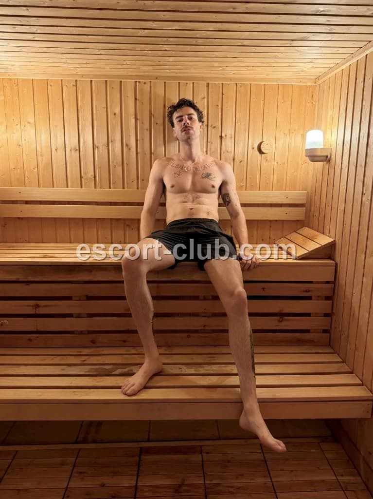 Alfonso — London escort photo 3