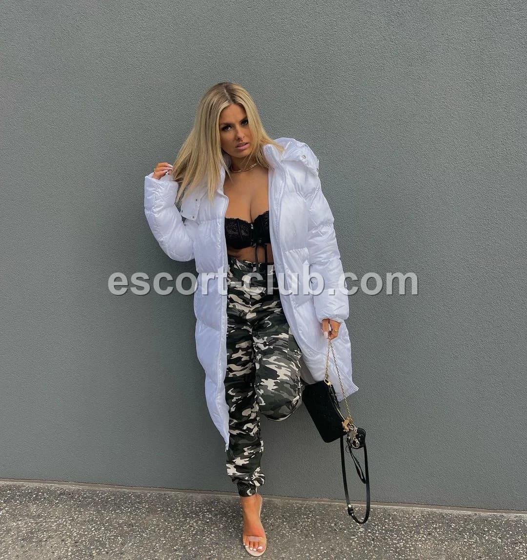 Alika — Ajman escort photo 6