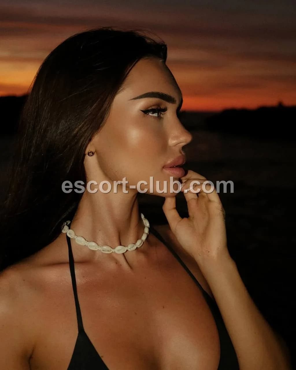 Aliska — Edinburgh escort photo 2