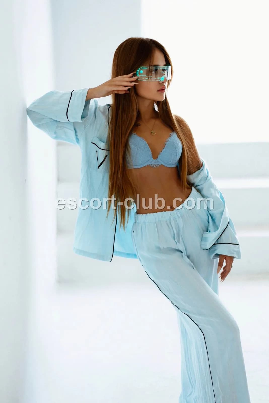 Amina — Ajman escort photo 2