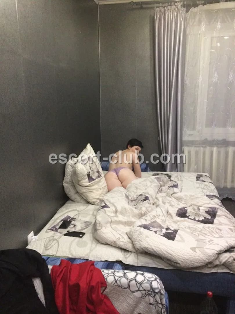 Anfisa — Glasgow escort photo 3