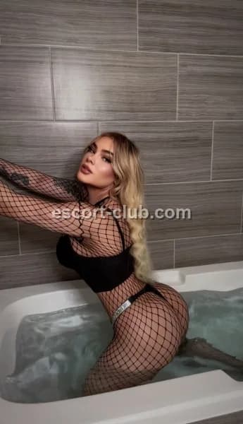 Angeline — Leeds escort photo 4