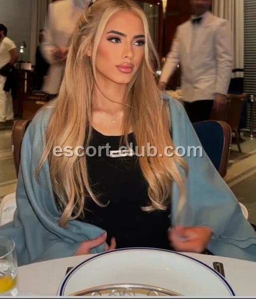 Angell — Sheffield escort photo 5
