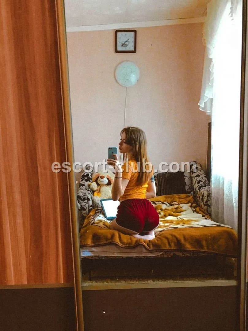 Anyaa — Ajman escort photo 4