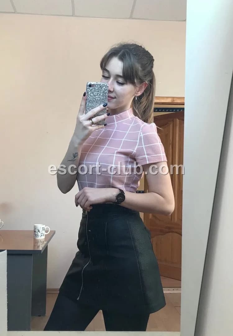 Anyaa — Ajman escort photo 6