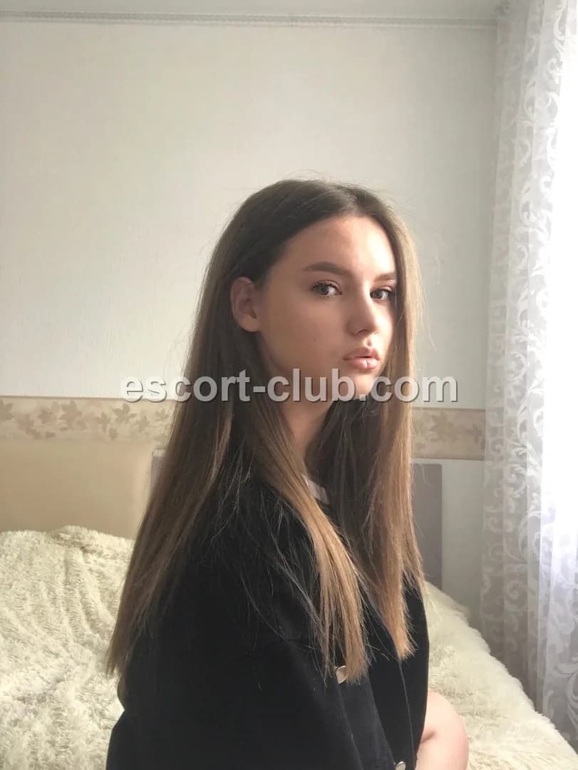 Anzhela — London escort photo 1