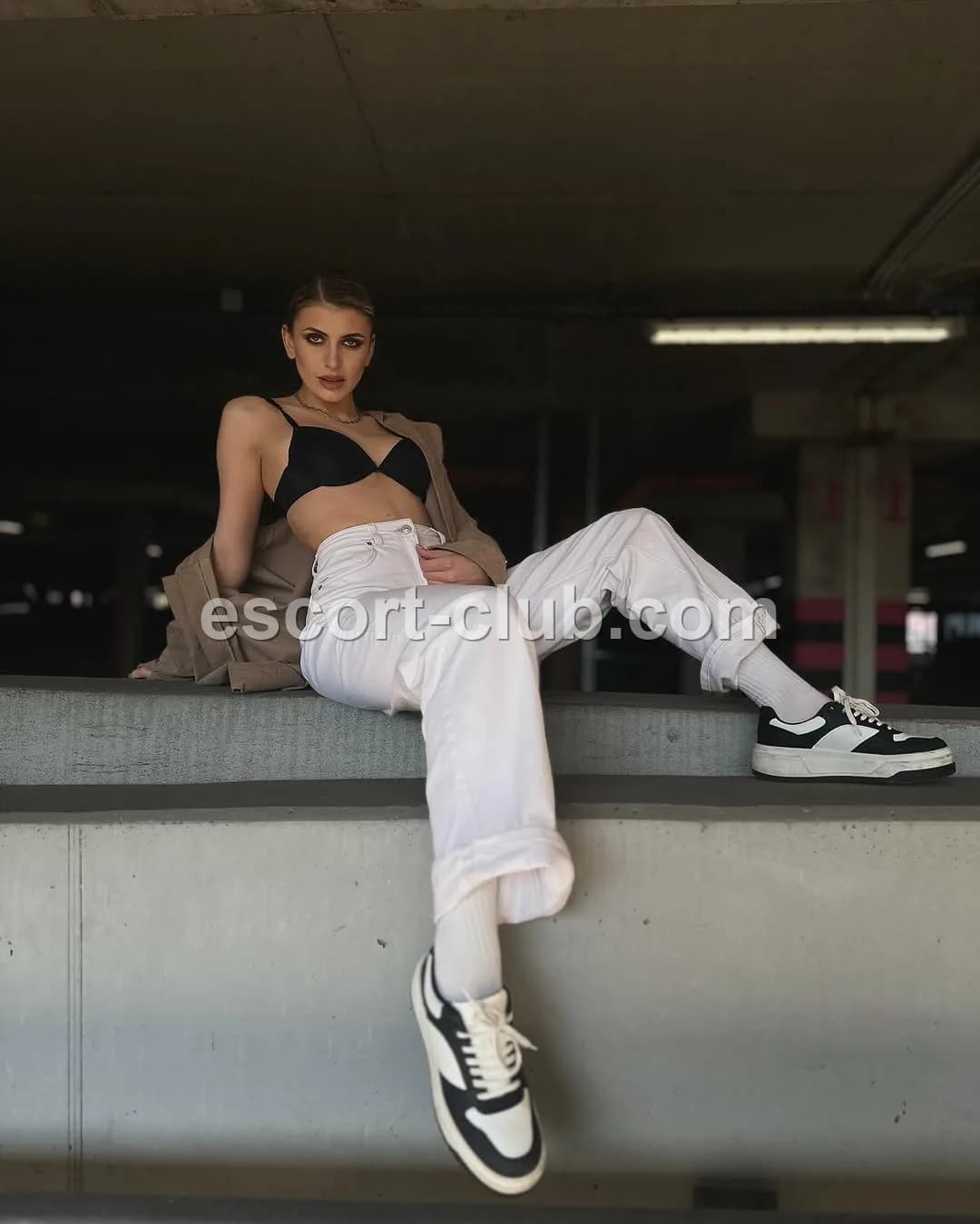 Arabella — Leeds escort photo 4