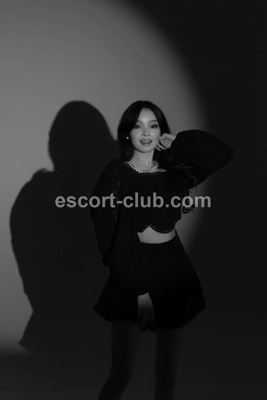 Aurika — Belfast escort photo 6