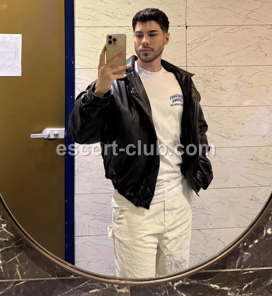 Baran — Manchester escort photo 3