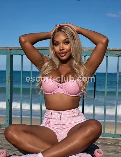 Barbie — escort in Edinburgh