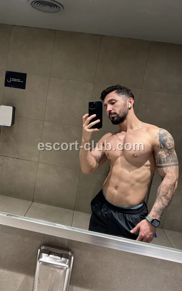 Bayram — Manchester escort photo 2