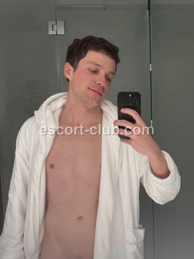 Bilal — Manchester escort photo 3