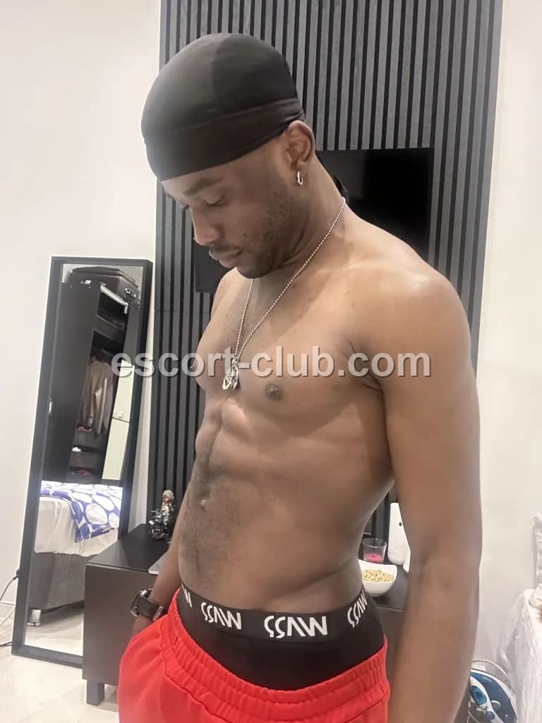 Blake — Manchester escort photo 2