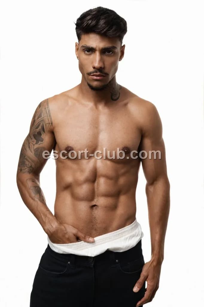 Brennan — Birmingham escort photo 3