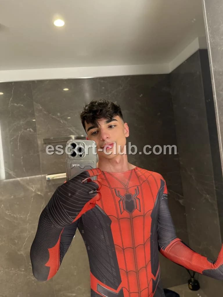 Byron — Birmingham escort photo 2