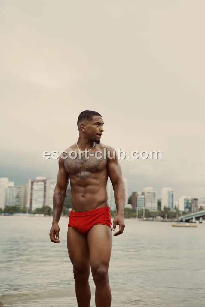Caio — Birmingham escort photo 3