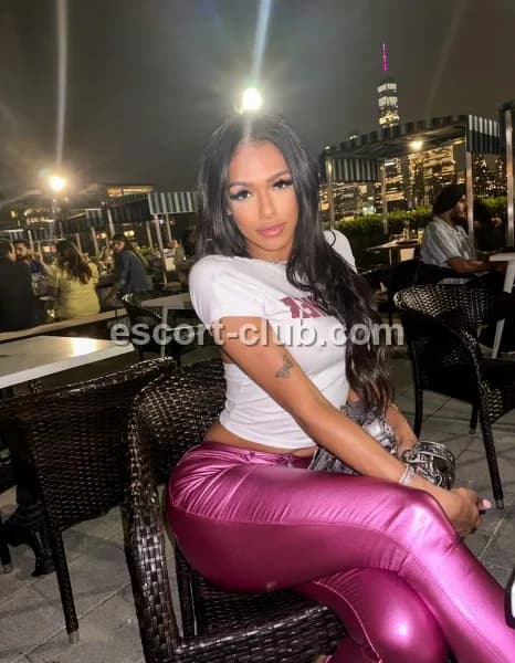 Capri — Dubai escort photo 3