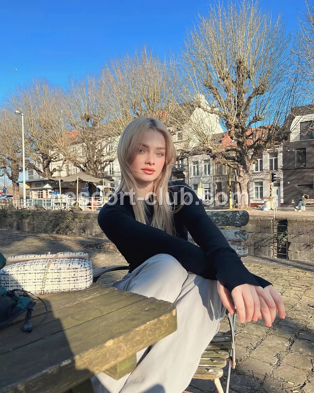 Charlotte — Birmingham escort photo 4