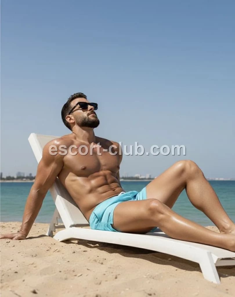 Deniz — escort in Leeds