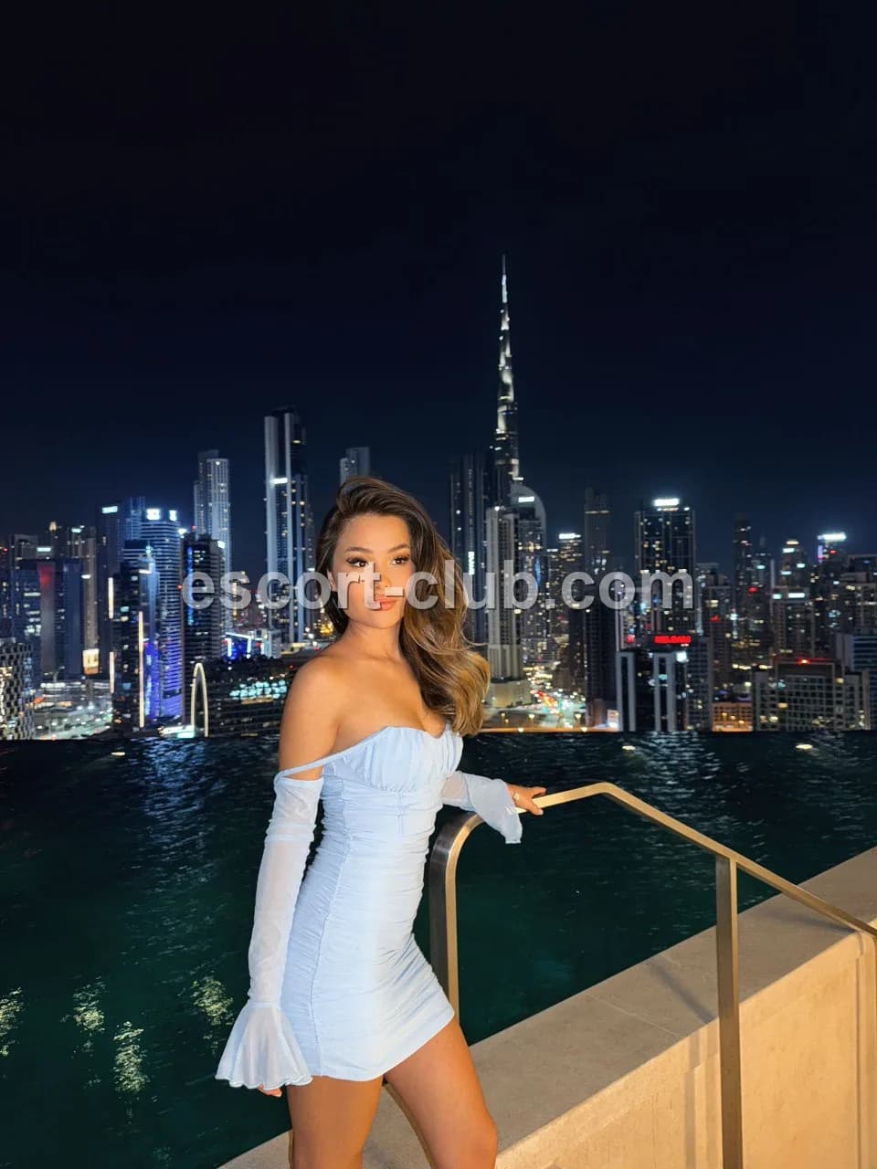 Di — Abu Dhabi escort photo 4