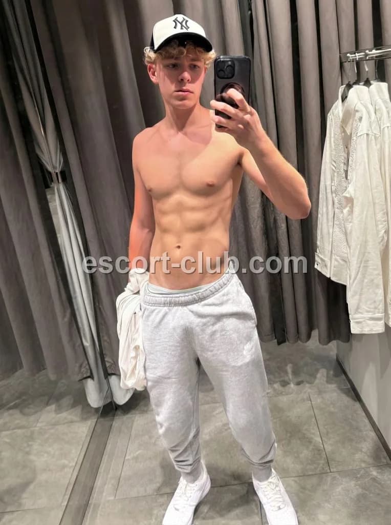 Diego — Sheffield escort photo 2