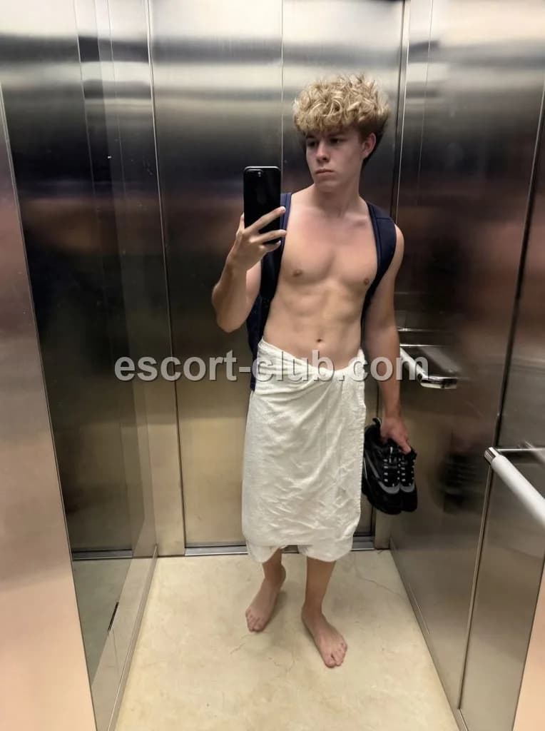 Diego — Sheffield escort photo 3