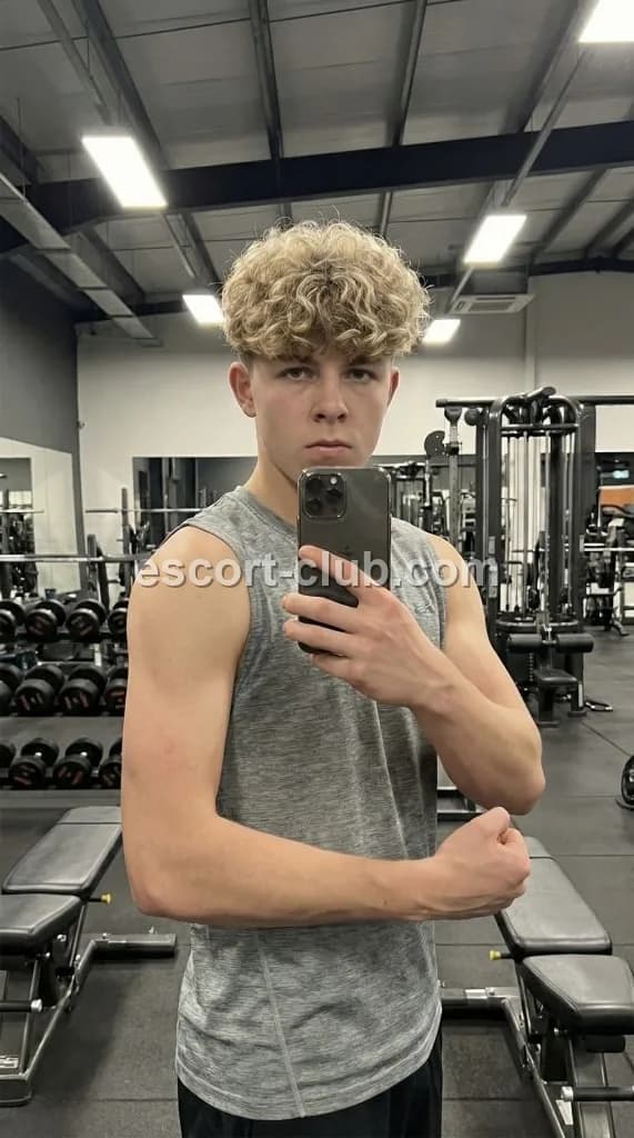 Diego — Sheffield escort photo 4