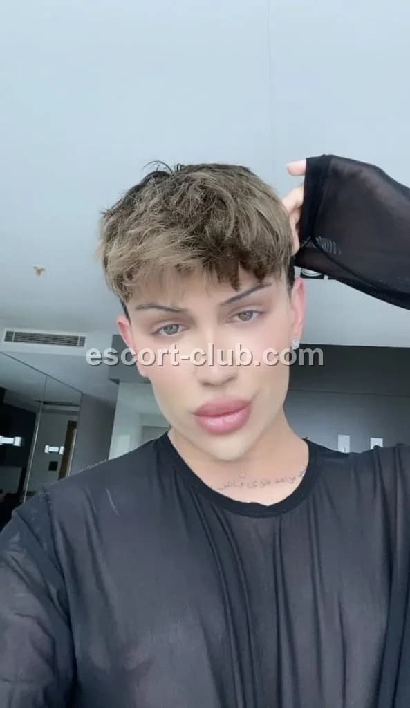 Dorian — Sheffield escort photo 5
