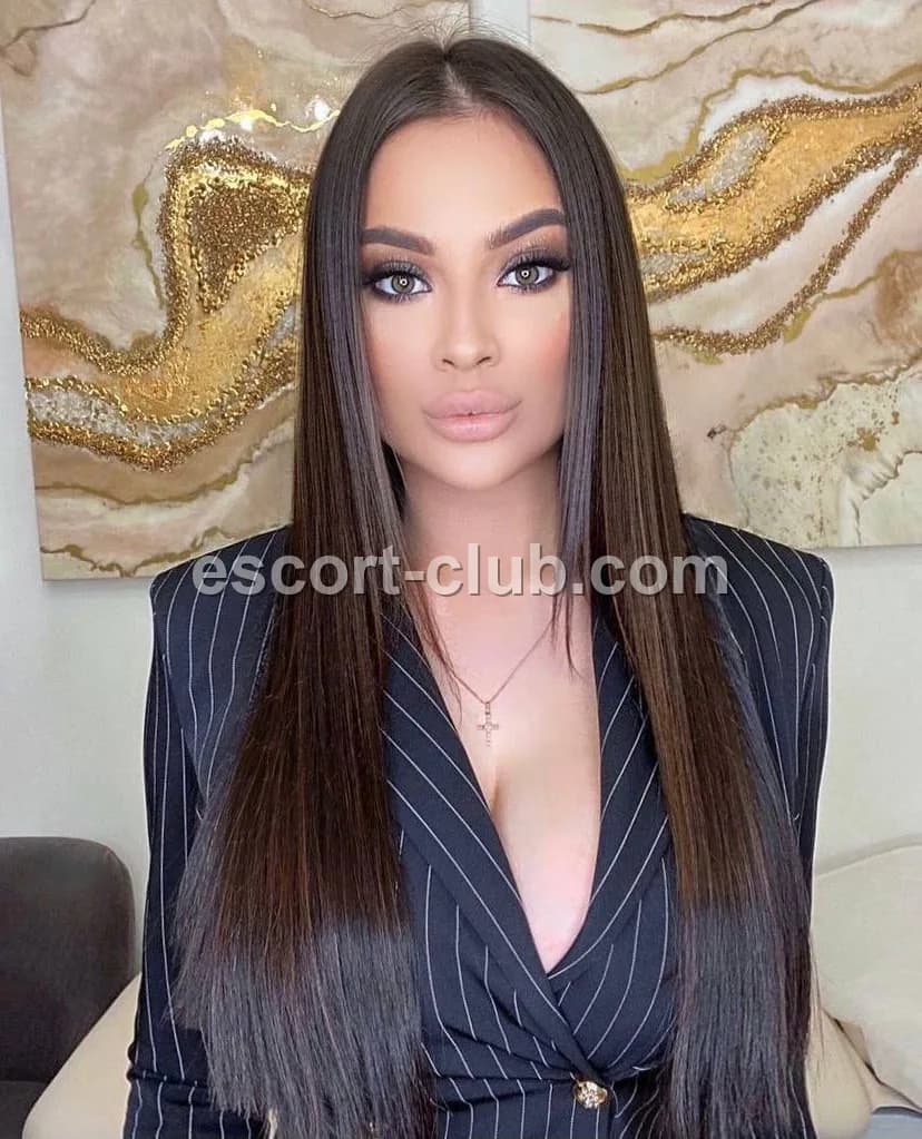 Ekaterina — Bristol escort photo 2