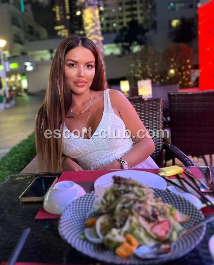 Elina — Dubai escort photo 4