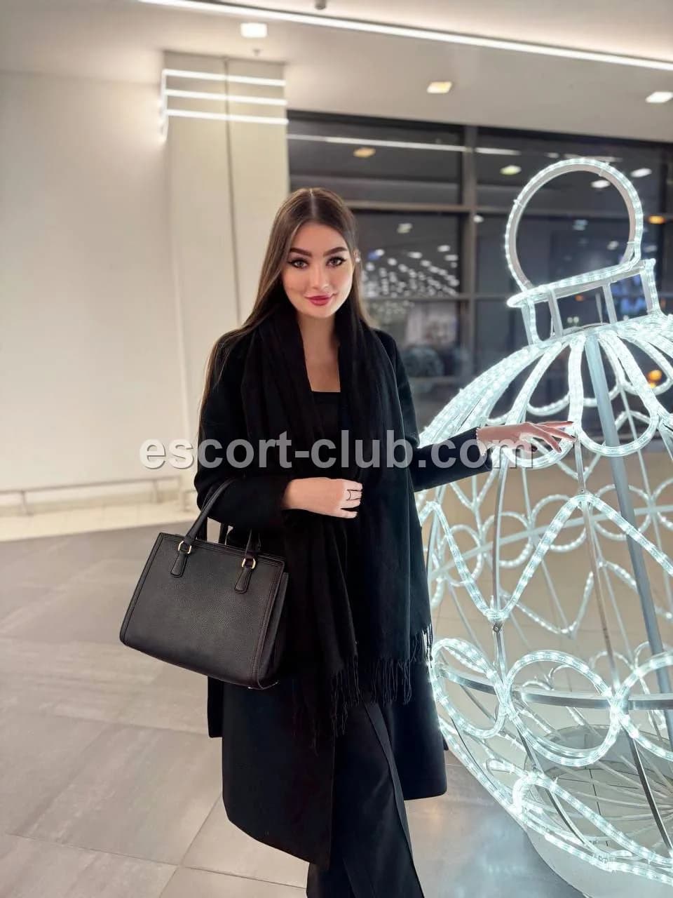 Faye — Belfast escort photo 4