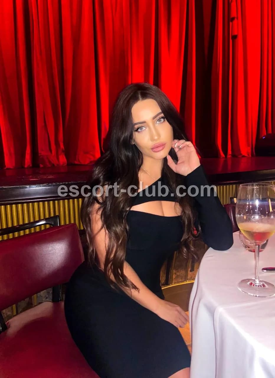Gloriya — Hong Kong escort photo 6