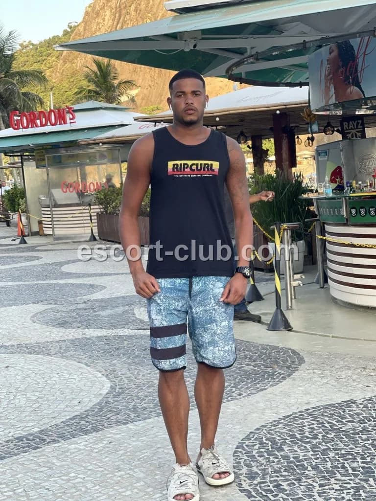 James — Bristol escort photo 4