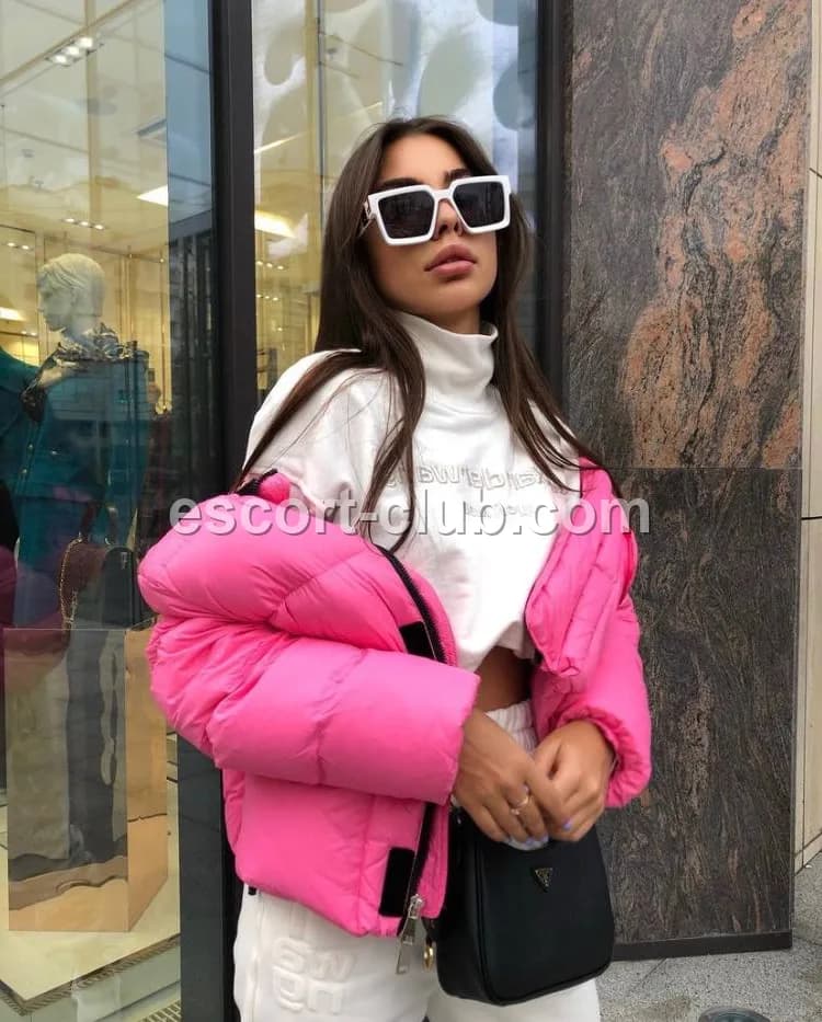 Katya — Dubai escort photo 4