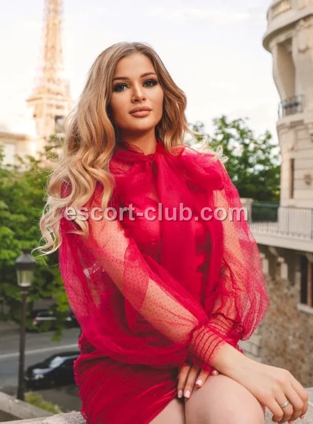 Kristi — Nottingham escort photo 4