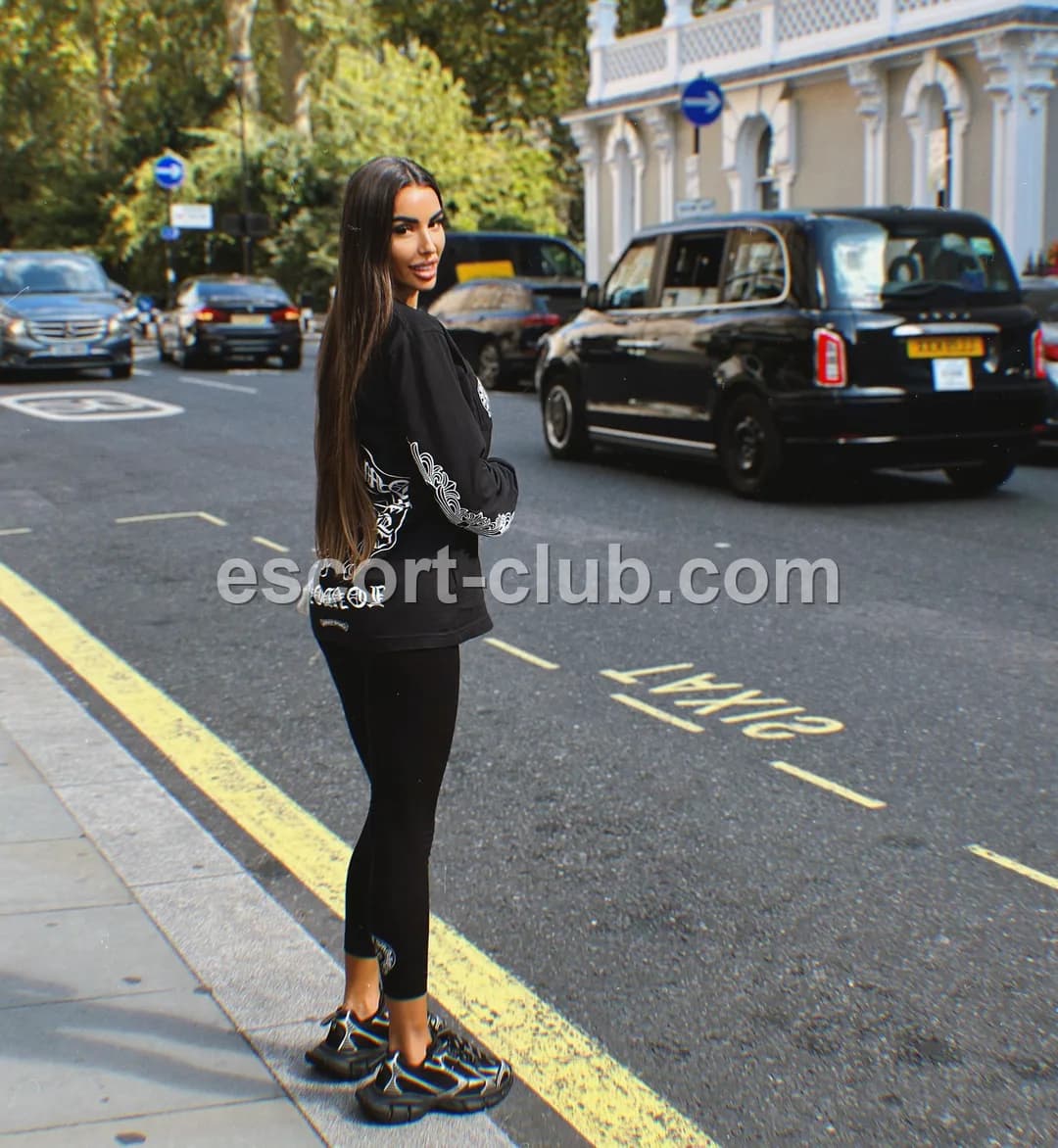 Kseniya — Birmingham escort photo 3