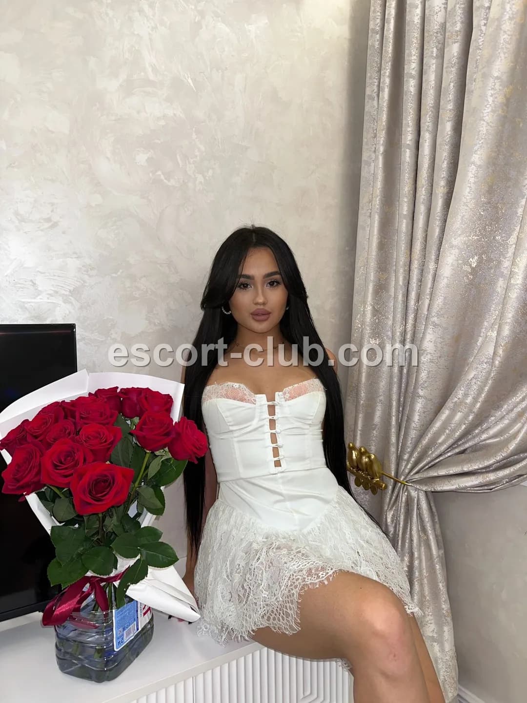 Leora — Abu Dhabi escort photo 6