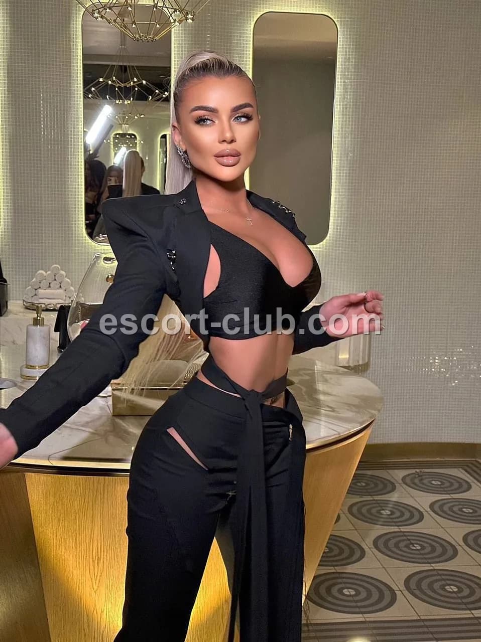 Liana — Bristol escort photo 6