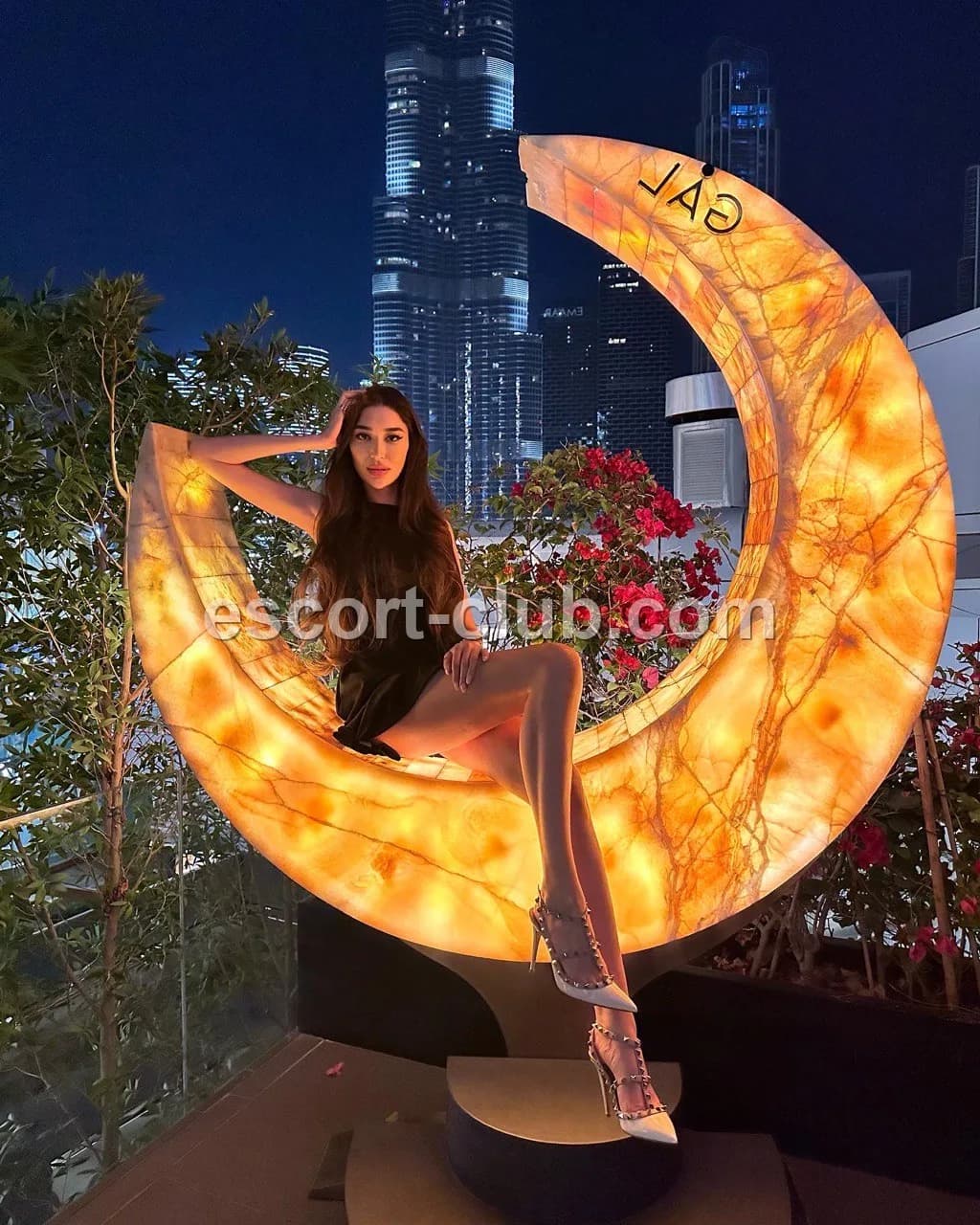 Lilit — Nottingham escort photo 2