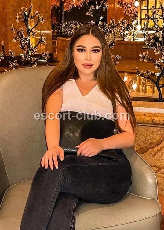 Liya — Belfast escort photo 6