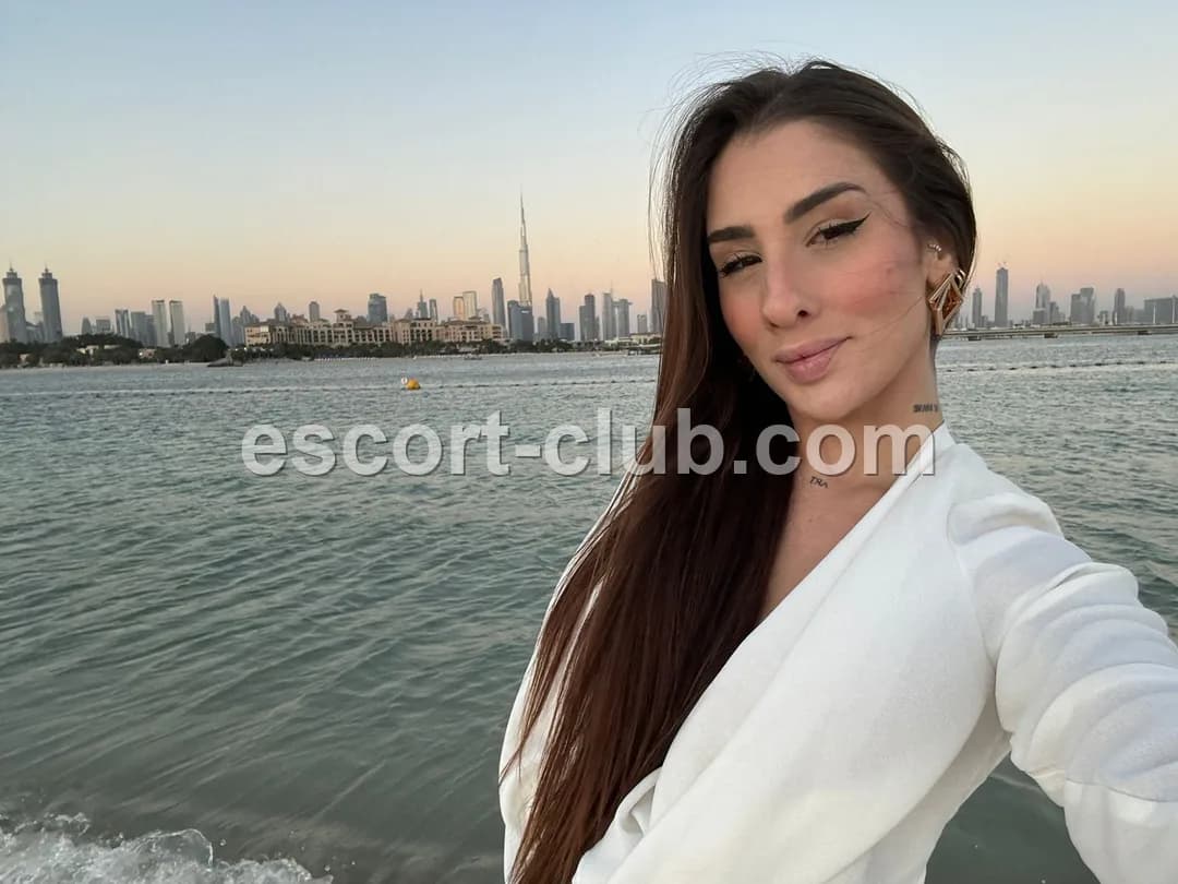 Liza — escort in Bristol