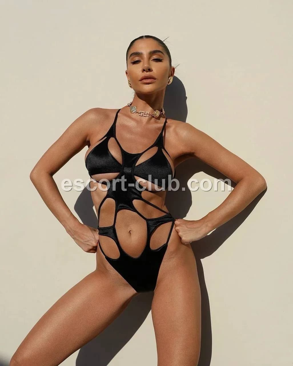 Lula — Liverpool escort photo 3