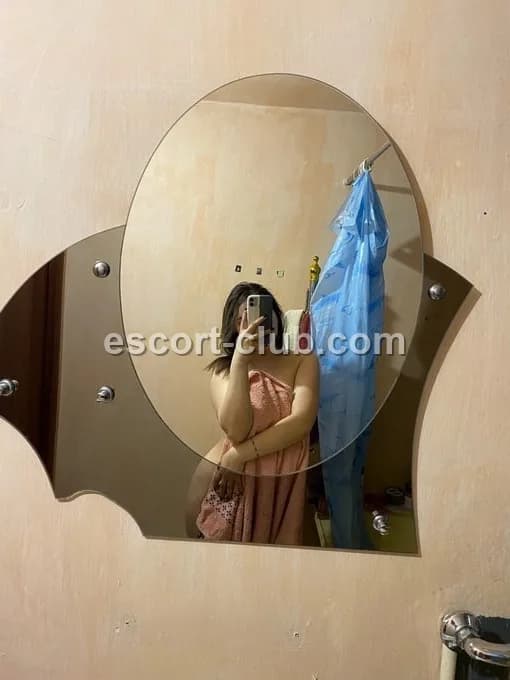 Mashulya — Aberdeen escort photo 3