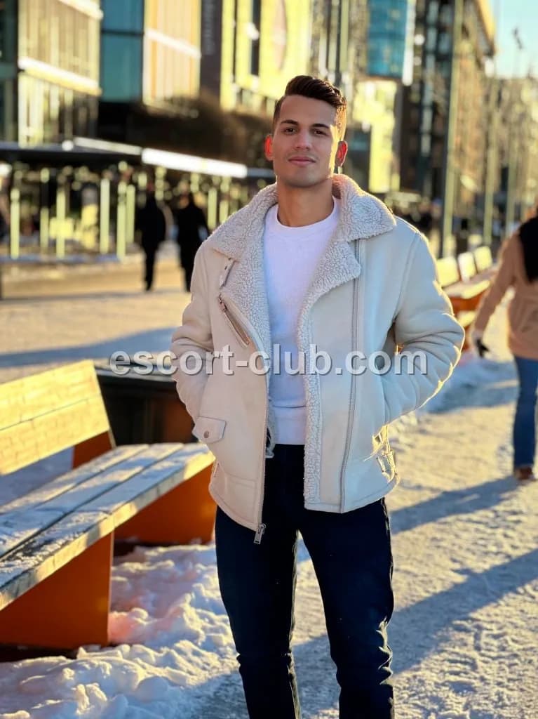 Mathew — Edinburgh escort photo 5