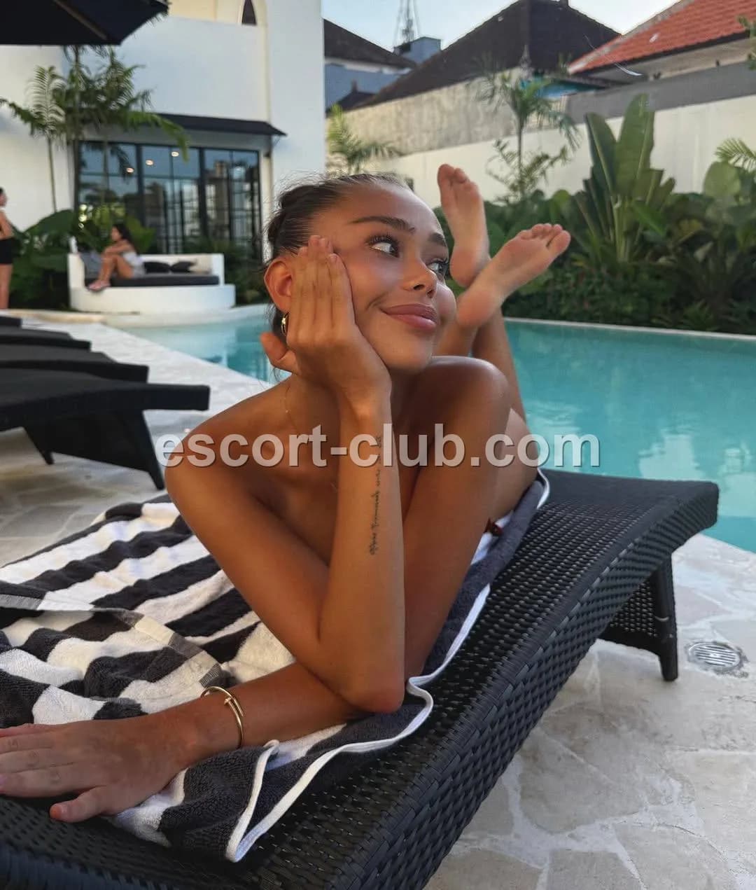 Mayya — escort in Belfast