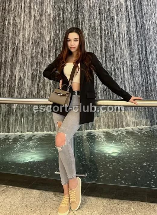 Muse — Leeds escort photo 3