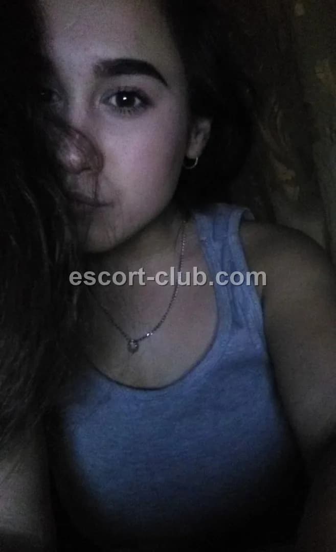 Nastya — Manchester escort photo 2