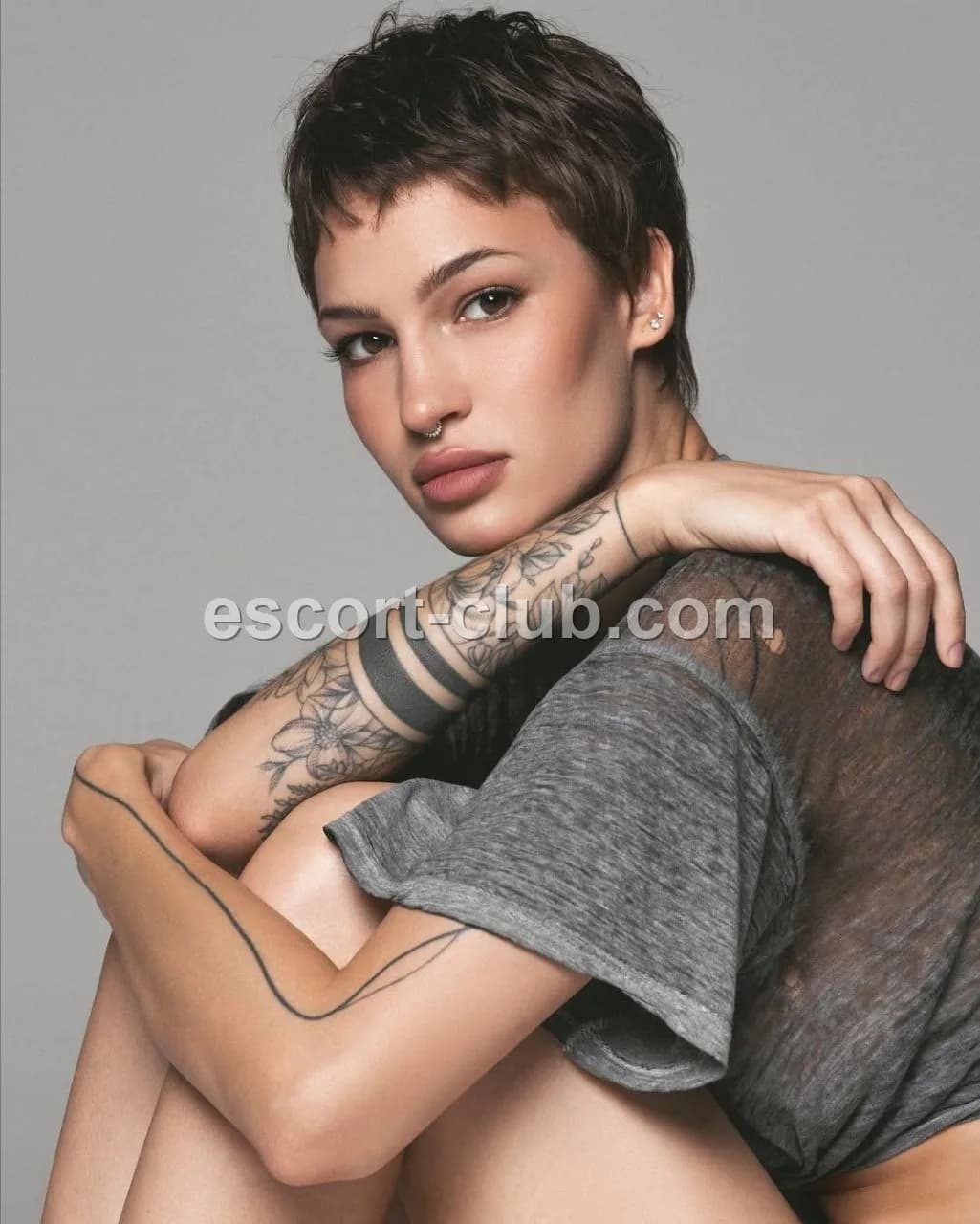 Natalya — Edinburgh escort photo 5